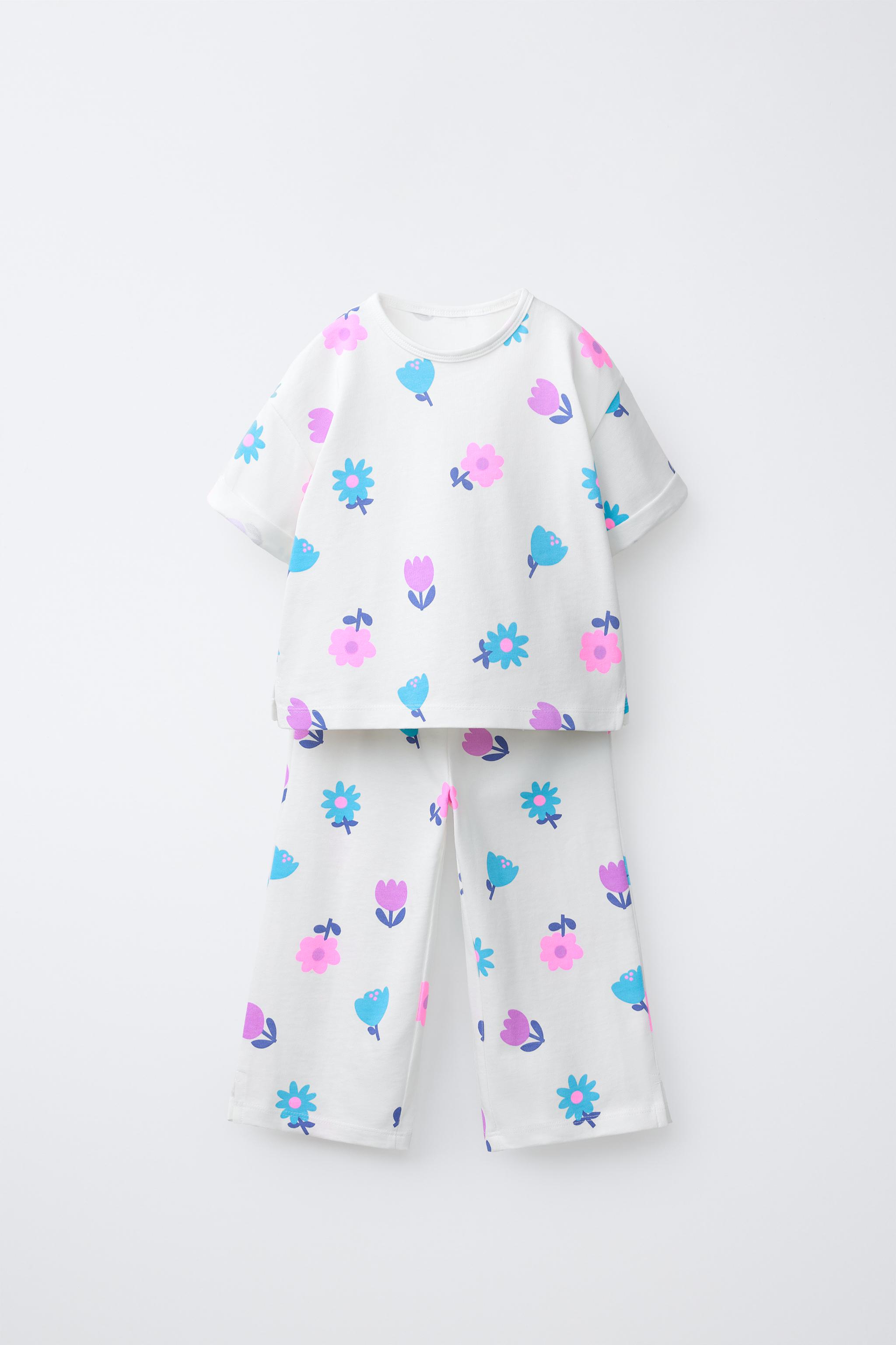 PRINTED T-SHIRT AND JOGGING PANTS SET